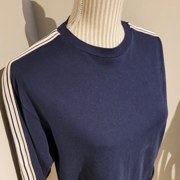 TNA Aritzia | xxs | cropped top | stripped sleeves | Navy blue - Picture 2 of 6